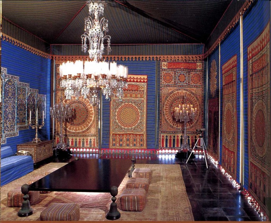 Комната фарси