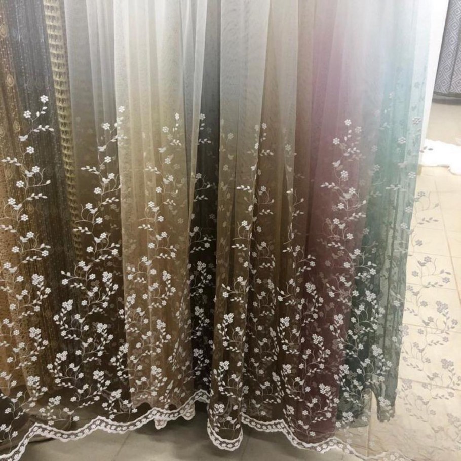 Градиентные шторы в гостиную