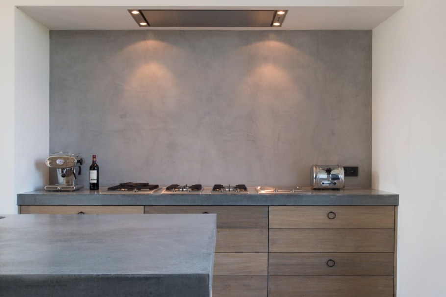 Бетонный фартук на кухне