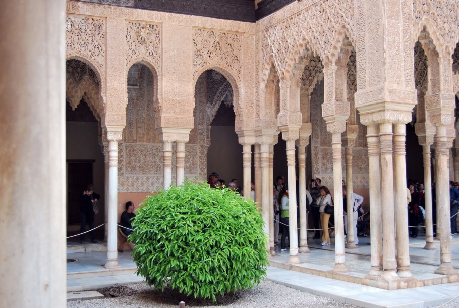 Альгамбра стиль архитектуры