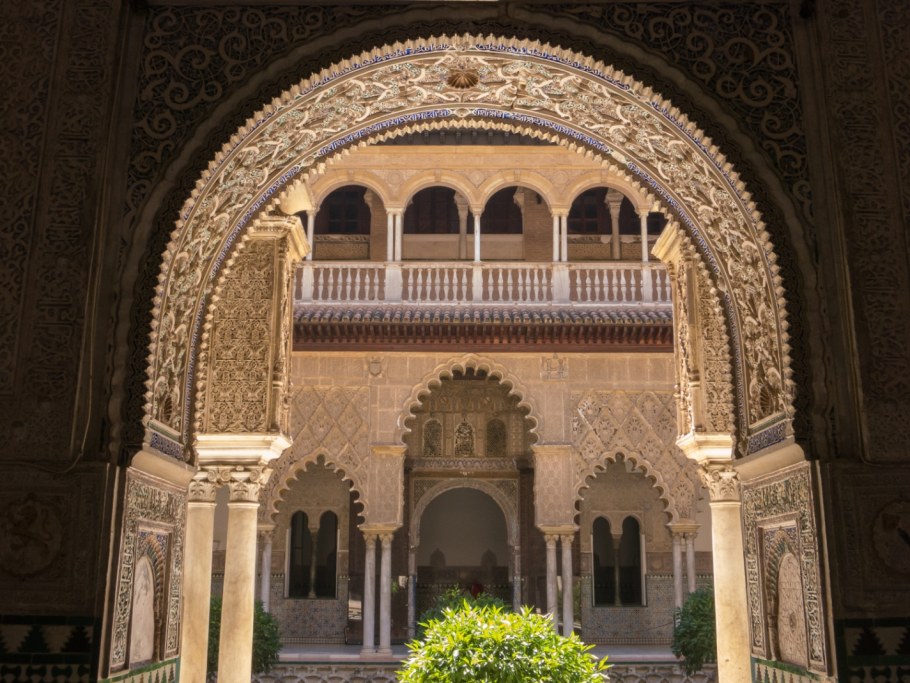 Мавританский стиль в Испании