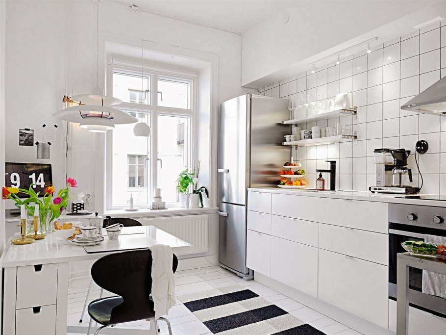 Маленькая белая кухня