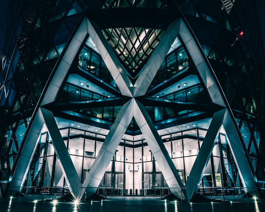 Норман Фостер Хай тек