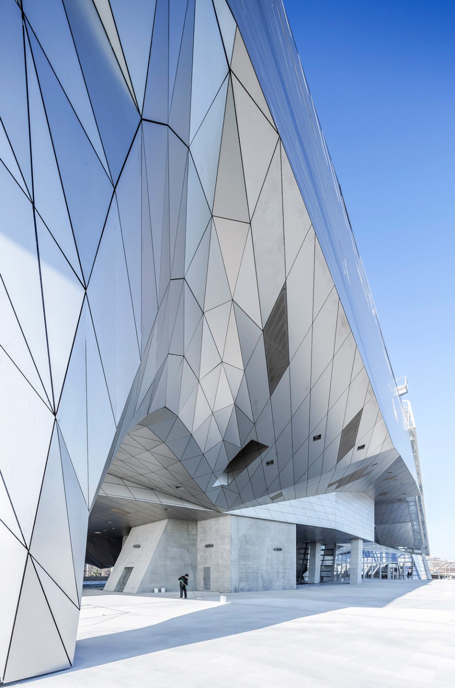 Coop Himmelb(l)au Архитекторы