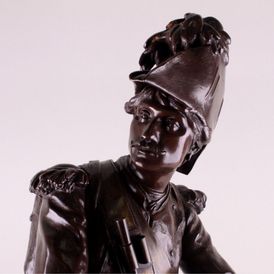 Винтажная скульптура