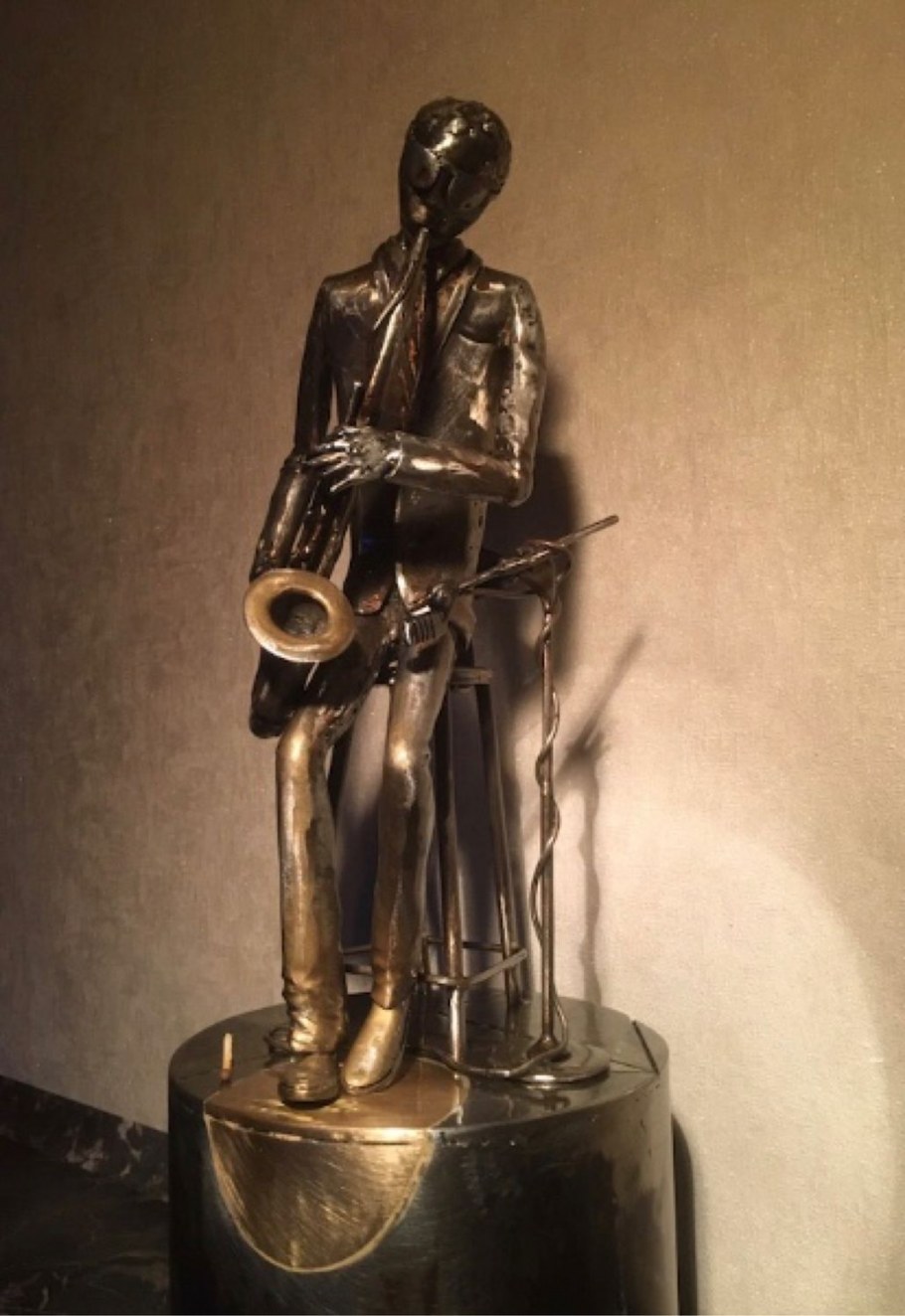 Рассвет и скульптура