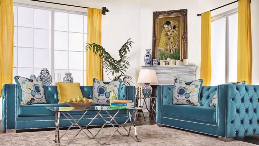 Бирюзовая кушетка в интерьере