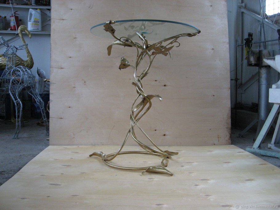 Мебель в бионическом стиле