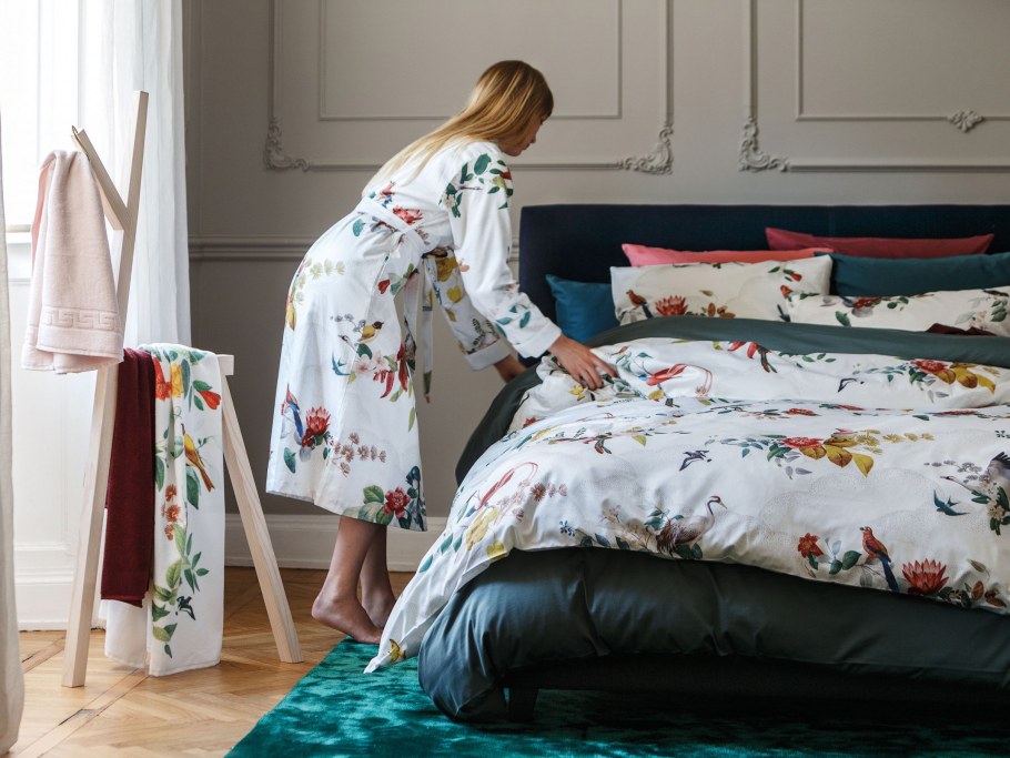 Постельное белье с людьми