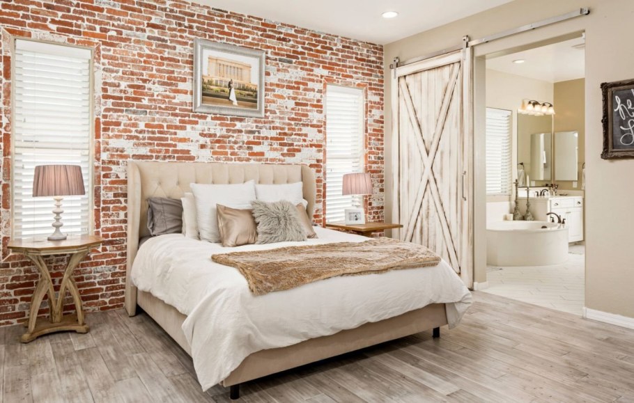 Спальня лофт красный кирпич