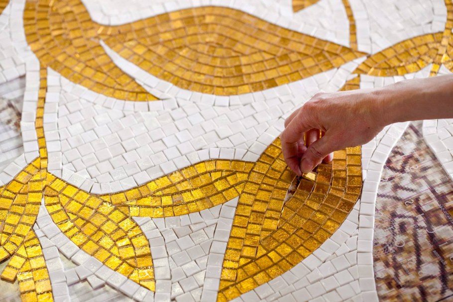 Мозаика на стенах в Китае