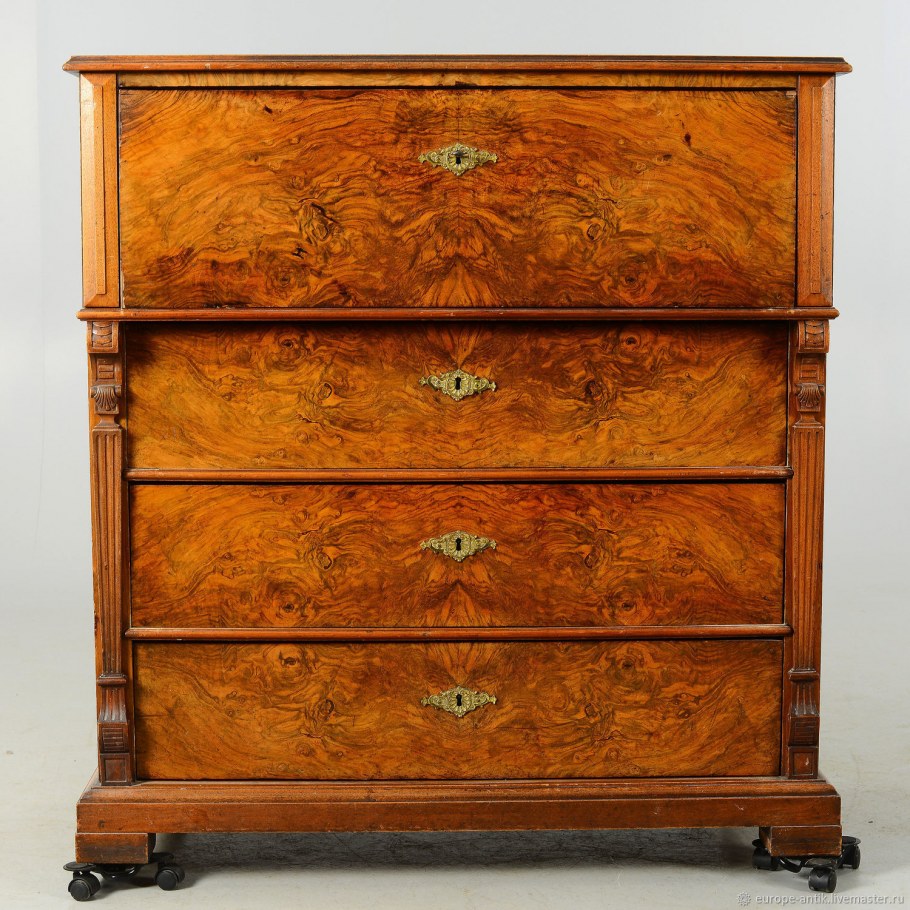 Комод в стиле рустик