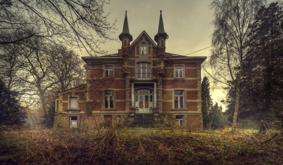 Заброшенный особняк Manor House
