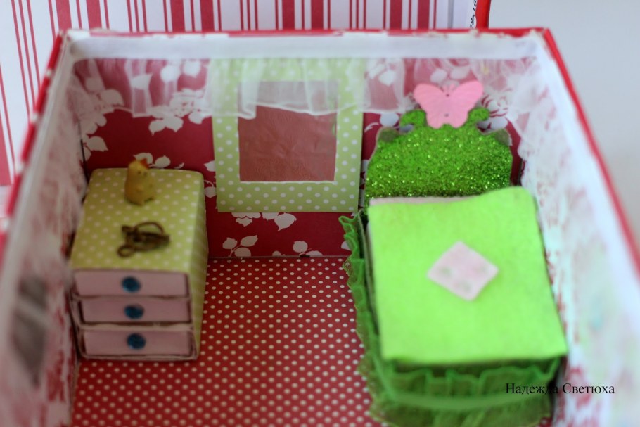 Кукольный домик из обувной коробки