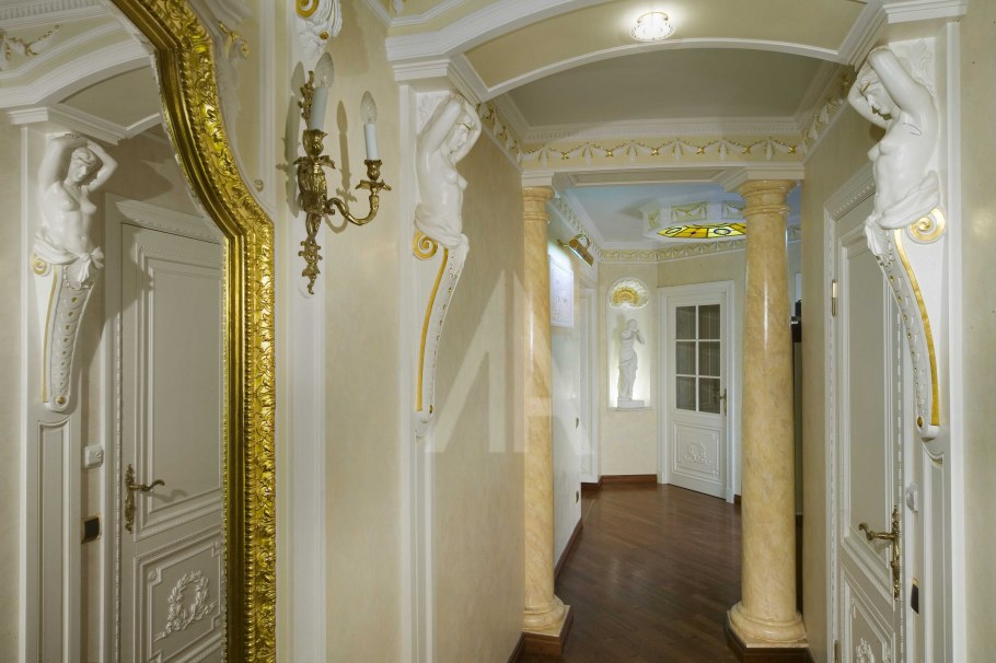 Гипсовые арки с колоннами