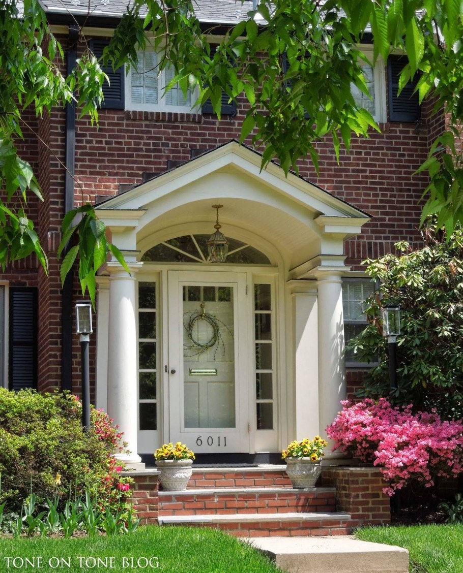 Двери в английском стиле