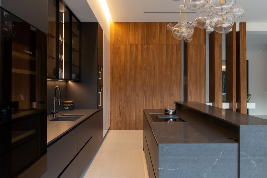 Обзор дома-призрака 2300 м2 за $18,000,000 на Рублевке в стиле Минимализм