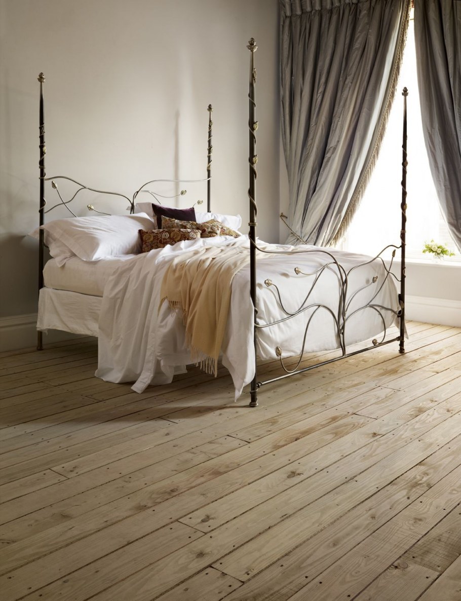 Кованая кровать в интерьере