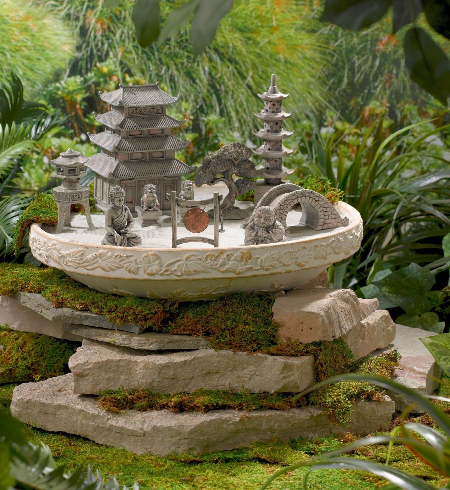 Японский сад миниатюрный