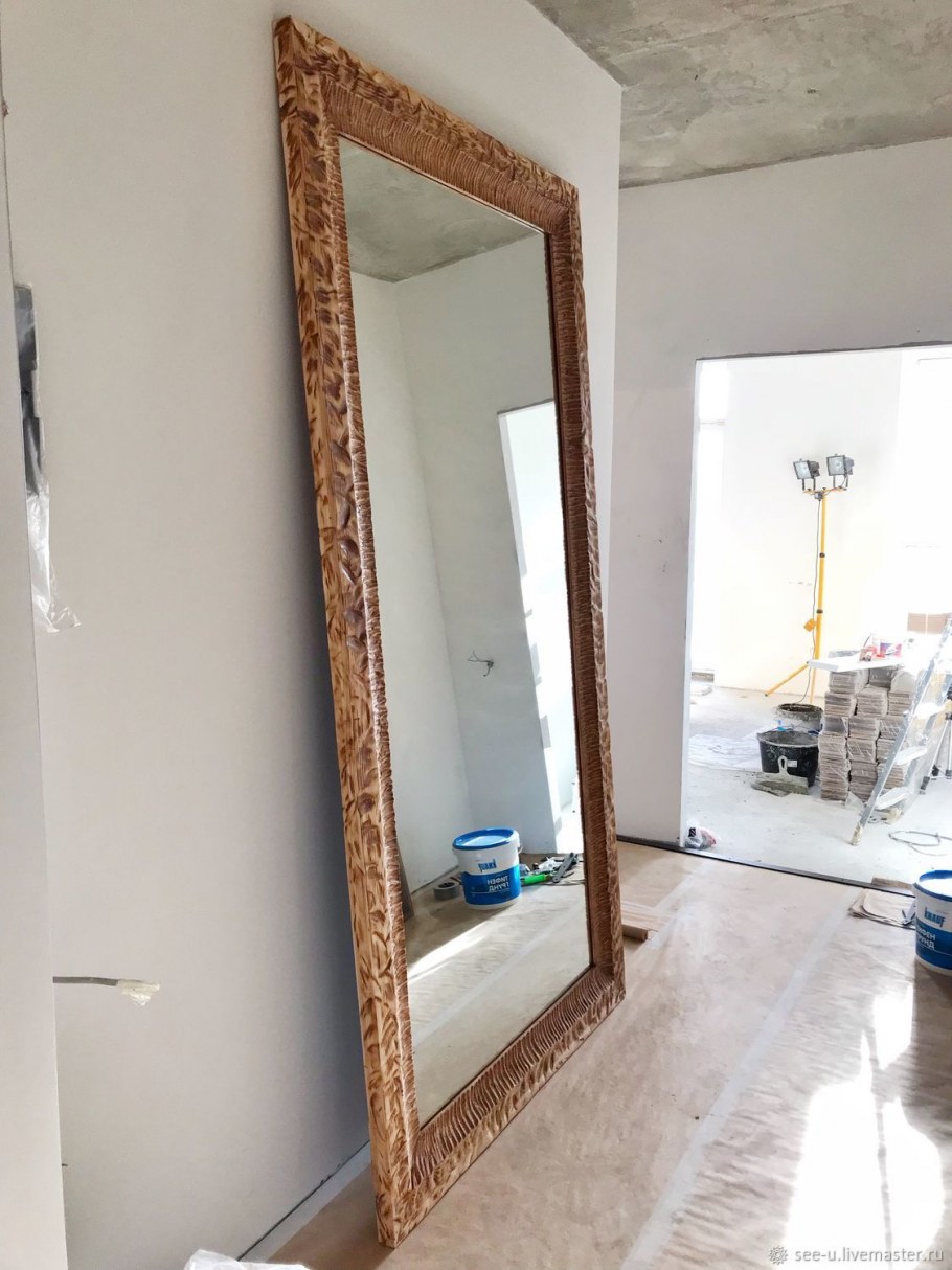 Большие зеркала в прихожую