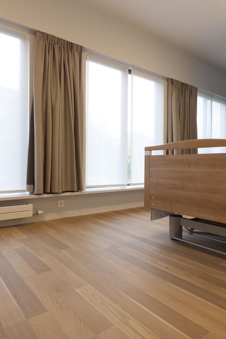 Дуб натур 4572 Аллок