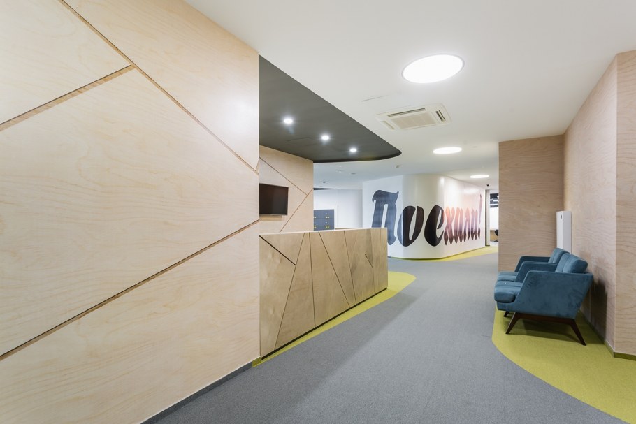 Отделка стены фанерой лофт