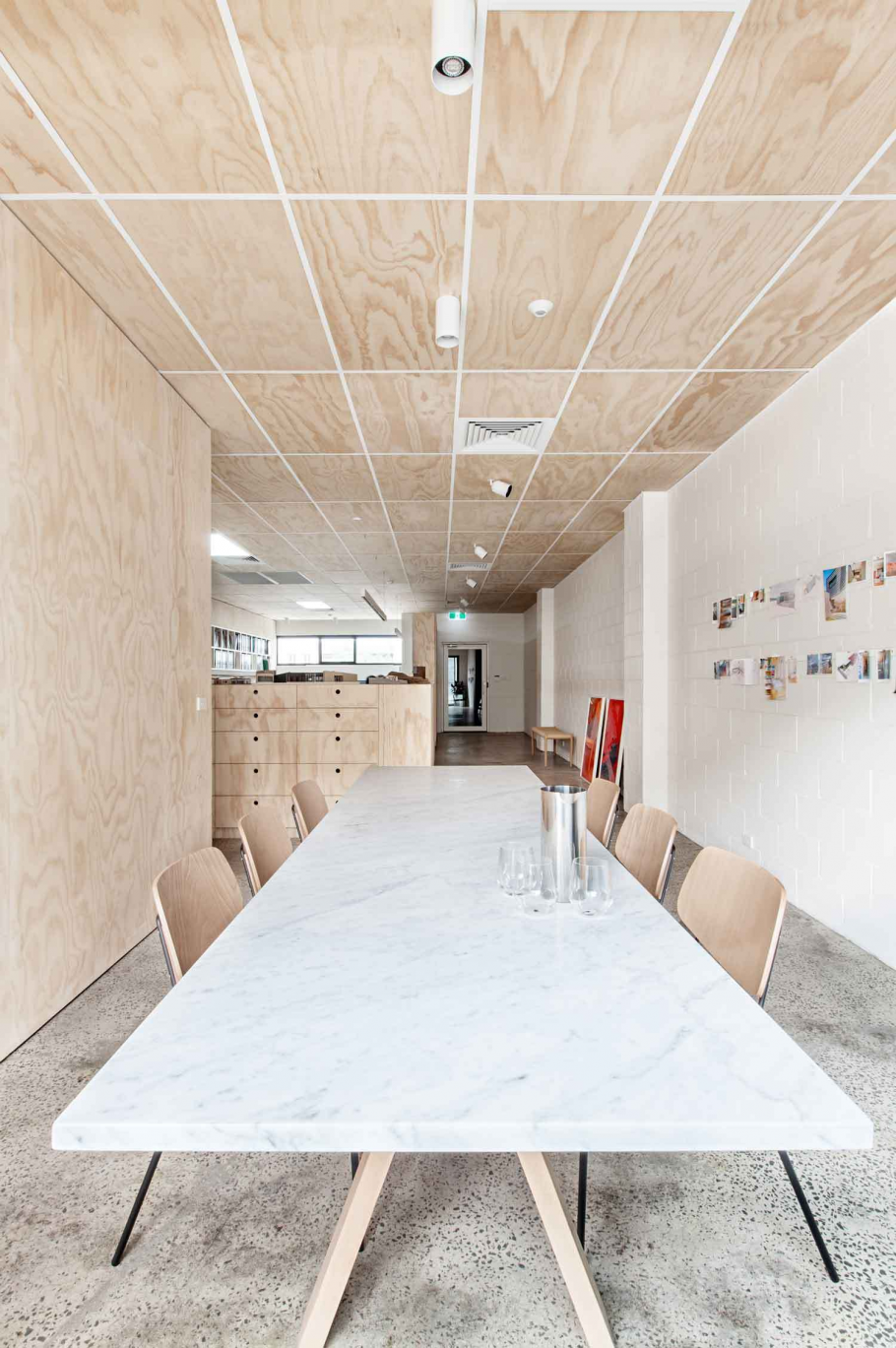 Отделка фанерой в интерьере