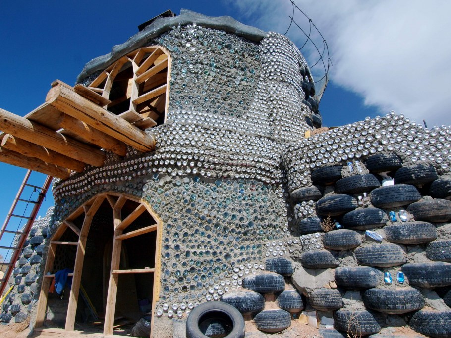 Дом Earthship