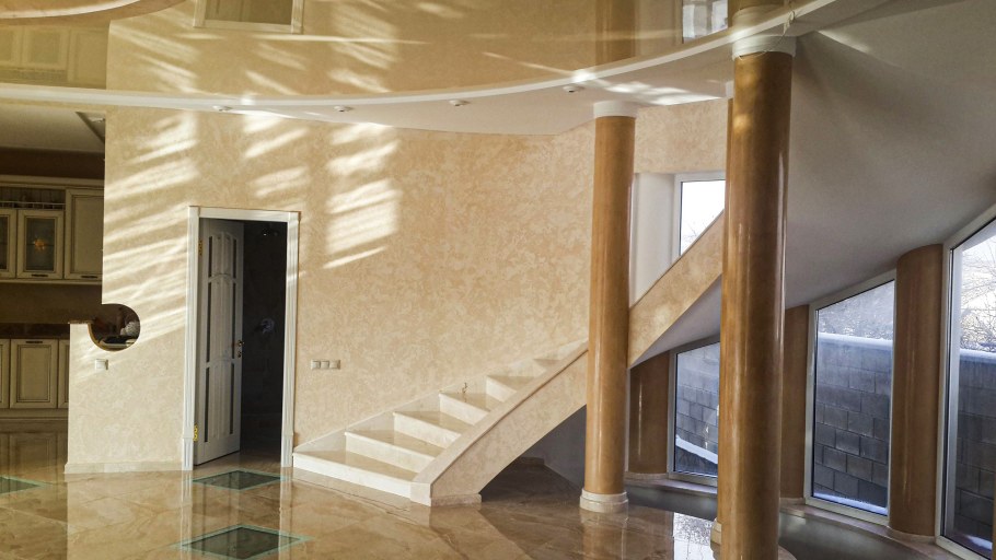 Вeнецианcкая декоpативная штукaтуркa Rivedil Тravеrtinо "тpавеpтинo