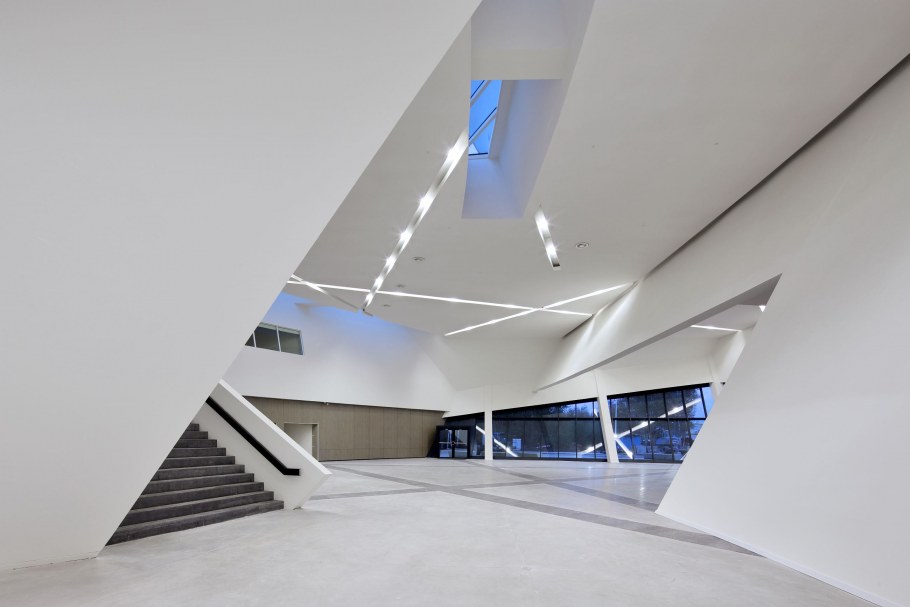 Медиацентр Гонконг Даниэль Либескинд