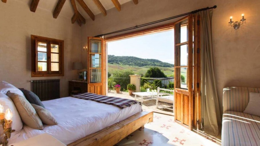 Спальня с террасой