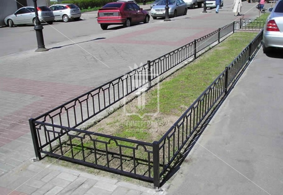 Кованые заборчики для клумб