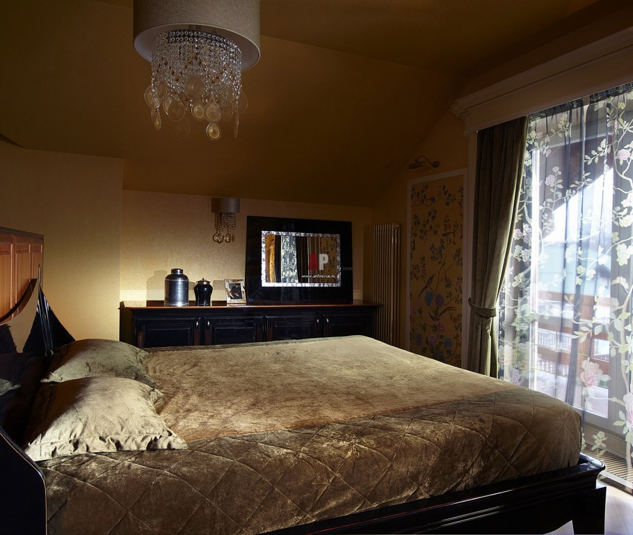 Обычная спальня в частном доме