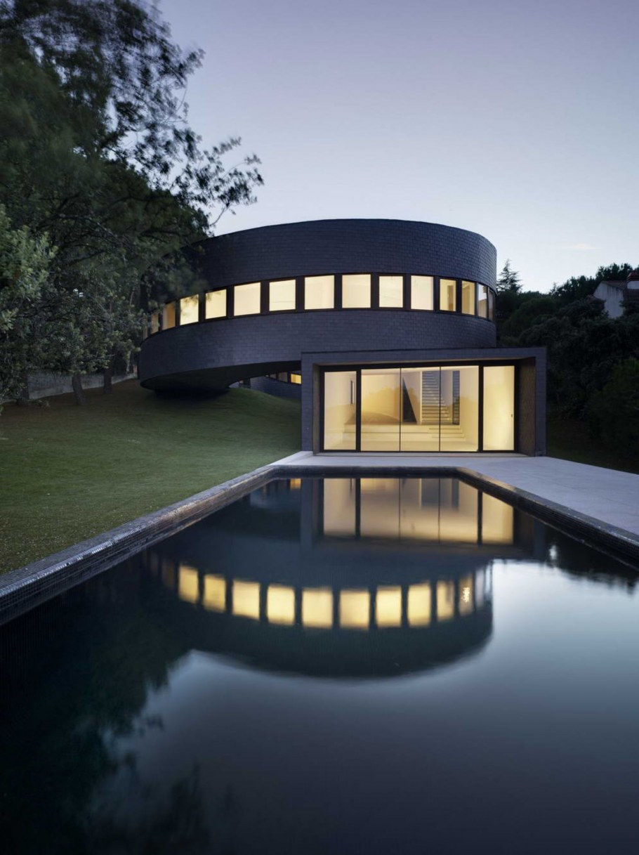 Необычный дом