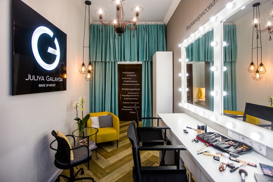 Дизайн студии визажа