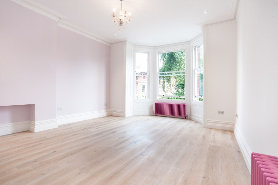 Белая кровать Минимализм