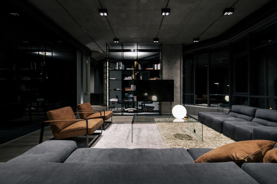 Современная квартира в темных тонах