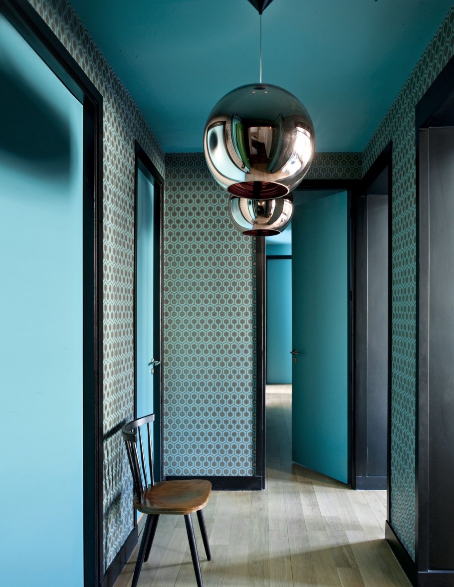 Прихожая цвета морской волны