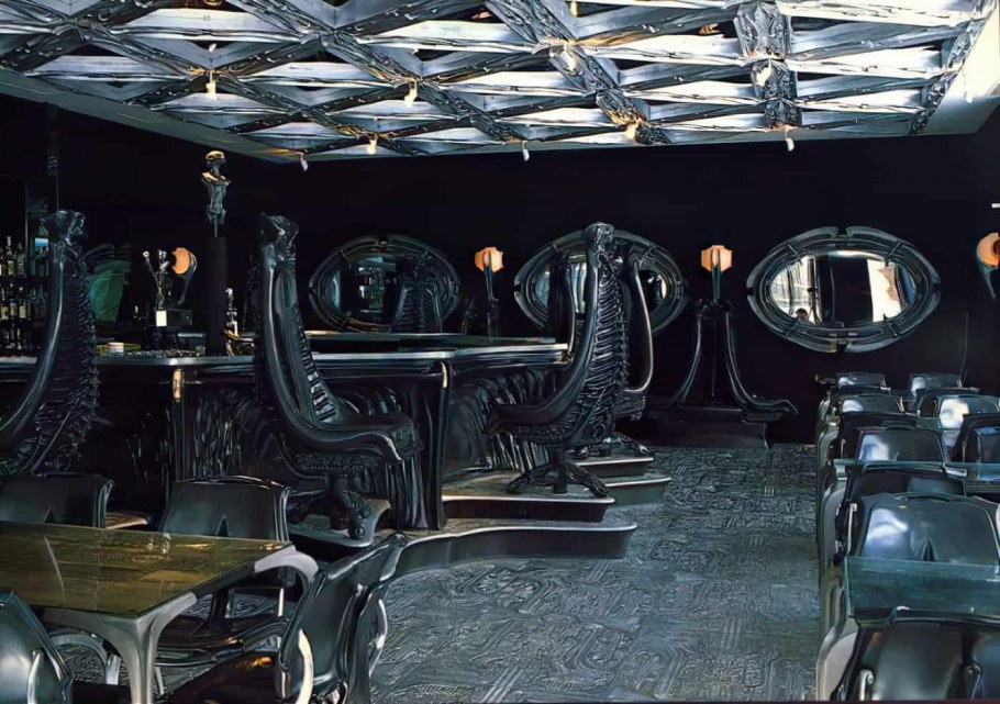 Бар в готическом стиле