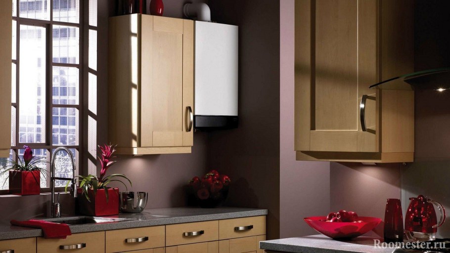 Газовый котёл на кухне в интерьере