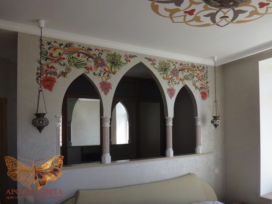 Арабская роспись на стенах