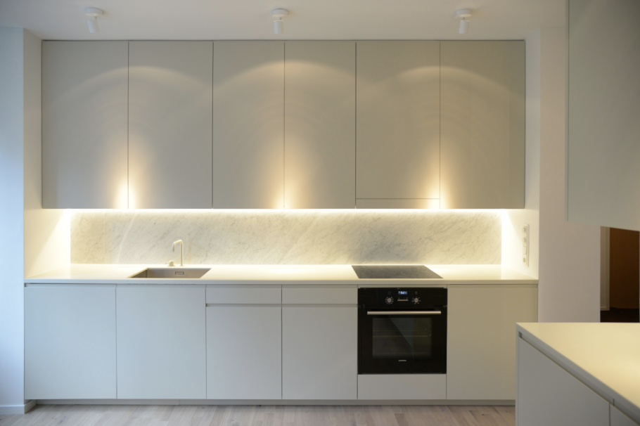 Кухня икеа Воксторп серая