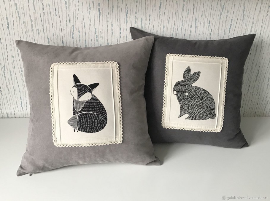 Подушка интерьерная