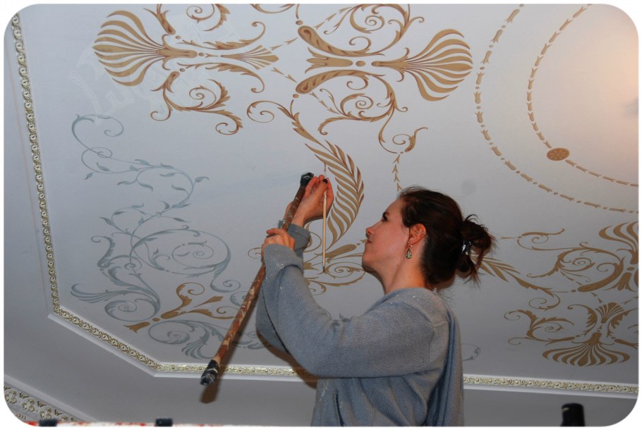Разрисованный потолок