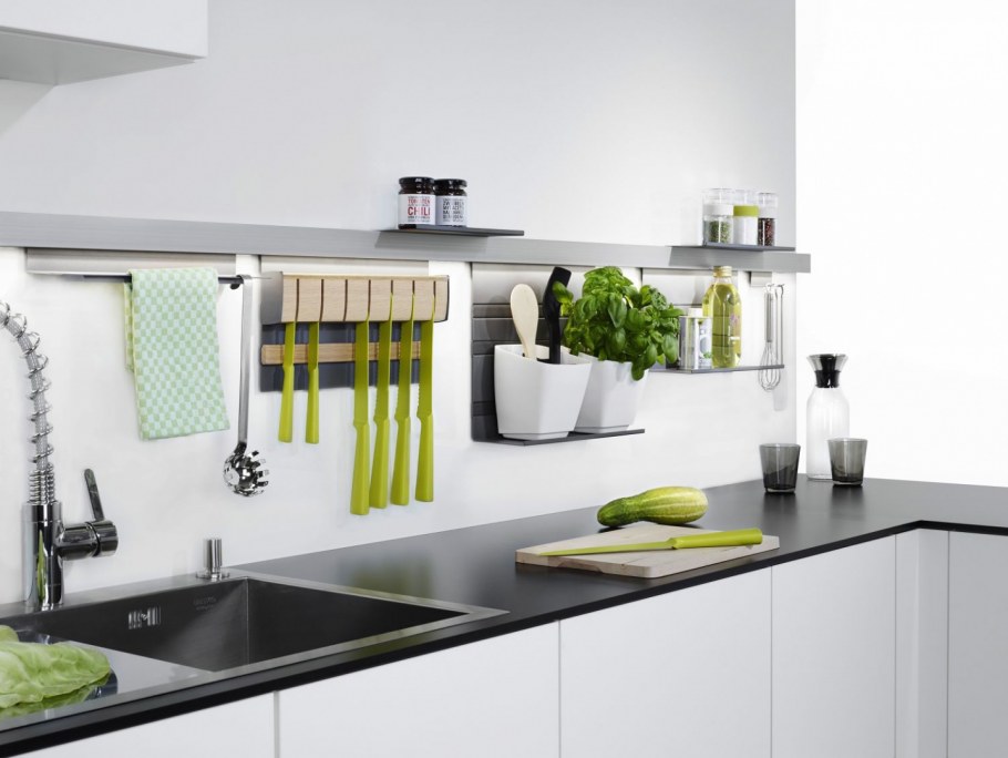 СУННЕРСТА рейлинг с 4 крючками,2 контейнерами, белый