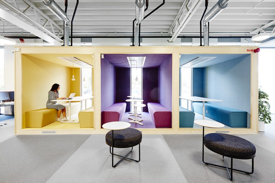 Холл учебного центра