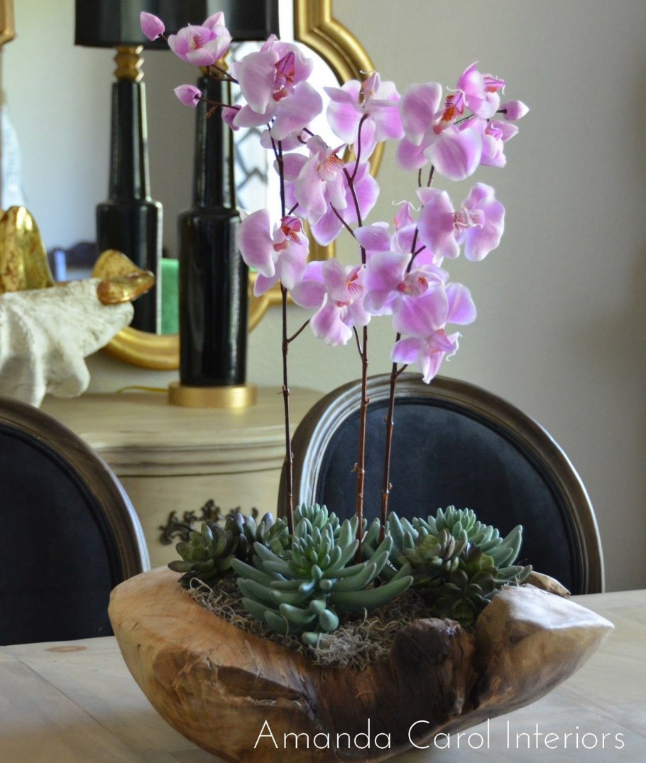 Орхидеи в интерьере гостиной