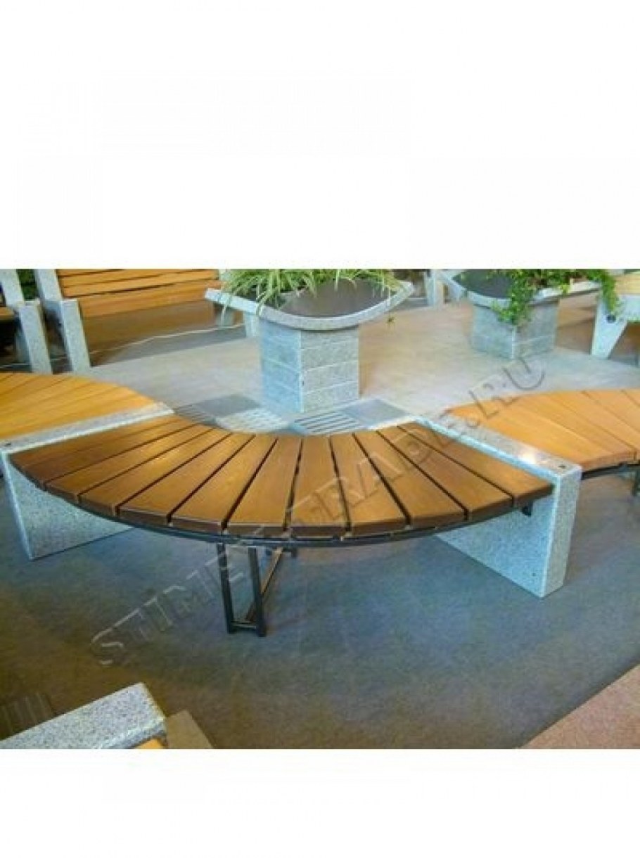 Полукруглая скамейка для сада