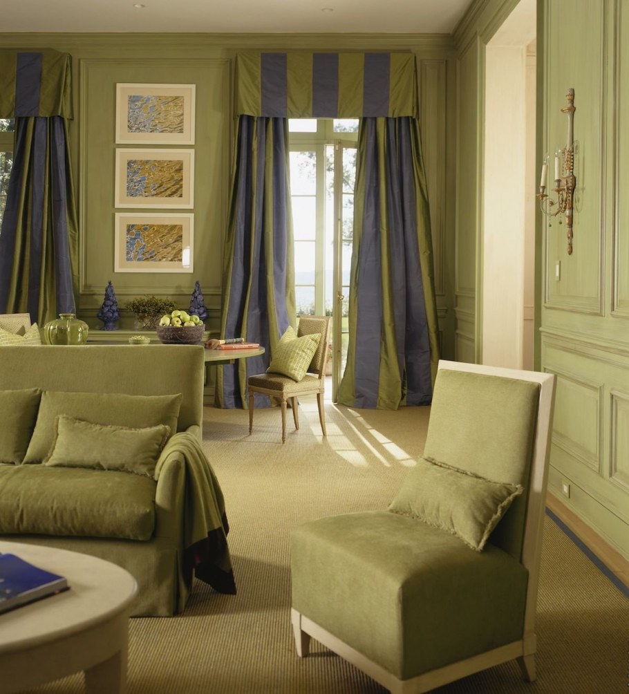 Шторы к фисташковым стенам