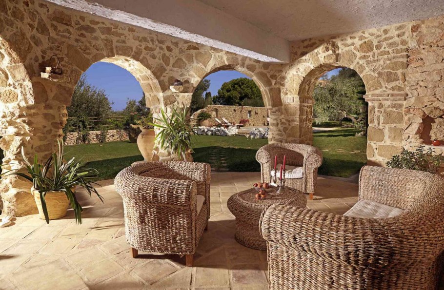 Вилла в античном стиле